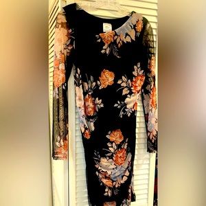 Floral maternity dress